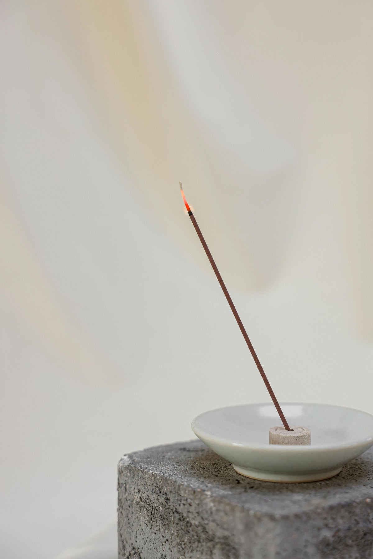 Bougeoirs et porte-encens