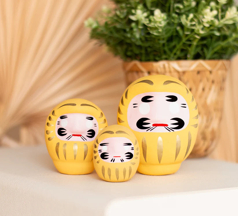 Daruma Jaune – Pour Attirer la Prospérité et le Succès