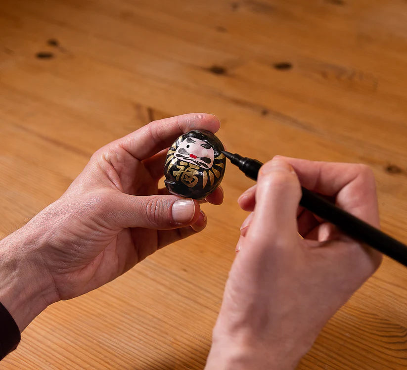 Daruma Noir - Talisman qui favorise votre Protection