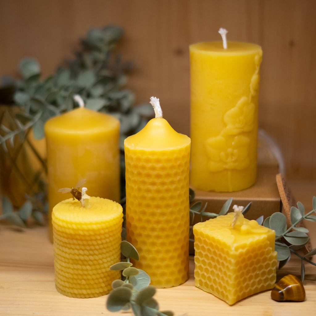 Bougie artisanale en cire d'abeille - modèle "Torsade"