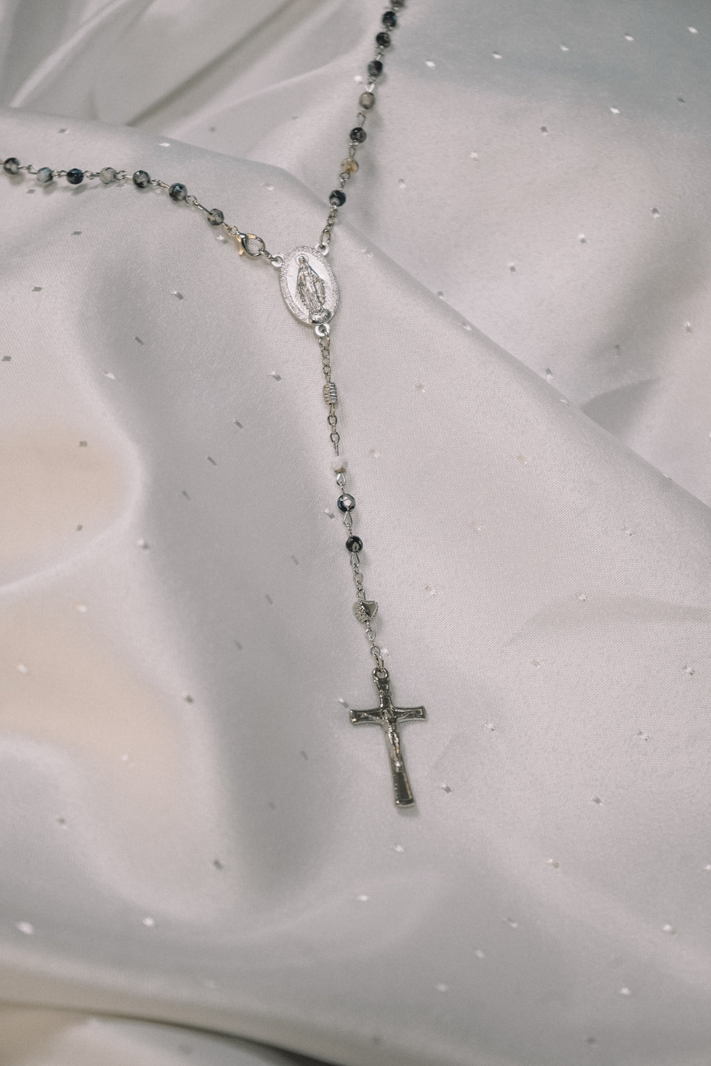 Chapelet Marbré - chaîne argent et croix avec Christ